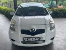Toyota Vitz 2007 Car