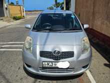 https://riyasewana.com/uploads/toyota-vitz-2007-2713200612663.jpg