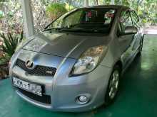 Toyota Vitz 2007 Car