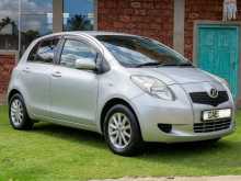 Toyota Vitz 2007 Car