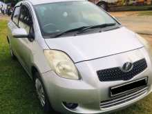https://riyasewana.com/uploads/toyota-vitz-2007-418365112742.jpg
