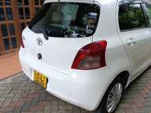 https://riyasewana.com/uploads/toyota-vitz-2007-822151312902.jpg