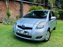 Toyota Vitz 2007 Car