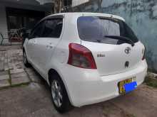 https://riyasewana.com/uploads/toyota-vitz-2007-98395412712.jpg