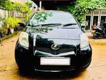 Toyota Vitz 2008 Car