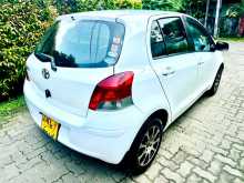 https://riyasewana.com/uploads/toyota-vitz-2008-2008-149072112323.jpg