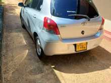 https://riyasewana.com/uploads/toyota-vitz-2008-208293412813.jpg