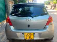 https://riyasewana.com/uploads/toyota-vitz-2008-3011111912562.jpg