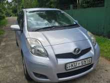Toyota Vitz 2009 Car