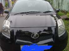 Toyota Vitz 2009 Car
