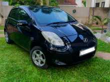 Toyota Vitz 2009 Car