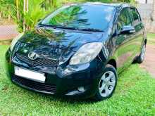 Toyota Vitz 2009 Car