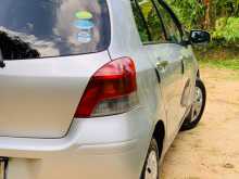 https://riyasewana.com/uploads/toyota-vitz-2009-716581812174.jpg