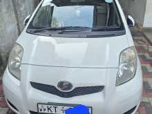 Toyota Vitz 2010 Car