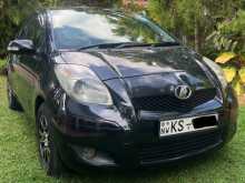 Toyota Vitz SCP90 2010 Car