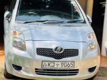 Toyota Vitz 2010 Car