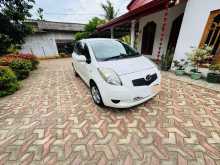 Toyota VITZ 2007 Car