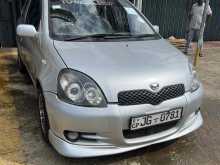 Toyota VITZ 2000 Car