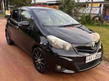 https://riyasewana.com/uploads/toyota-vitz-2011-1814190812842.jpg
