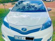 Toyota Vitz 2011 Car