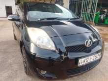 Toyota Vitz 2011 Car