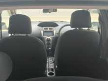 https://riyasewana.com/uploads/toyota-vitz-2011-2411392712203.jpg