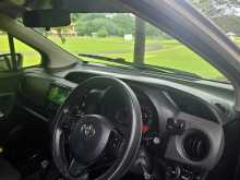 https://riyasewana.com/uploads/toyota-vitz-2014-211431512203.jpg