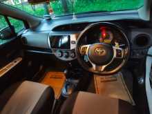 Toyota Vitz 2014 Car