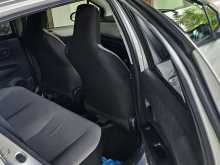 https://riyasewana.com/uploads/toyota-vitz-2014-911030812154.jpg