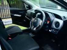 https://riyasewana.com/uploads/toyota-vitz-2015-122075712354.jpg