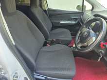 https://riyasewana.com/uploads/toyota-vitz-2015-138420612894.jpg