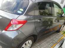 https://riyasewana.com/uploads/toyota-vitz-2015-2015-1220414112743.jpg