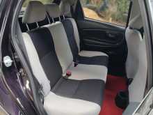 https://riyasewana.com/uploads/toyota-vitz-2015-2118085512224.jpg