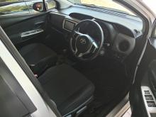 https://riyasewana.com/uploads/toyota-vitz-2015-28123017725.jpg