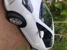 https://riyasewana.com/uploads/toyota-vitz-2015-309172012492.jpg
