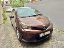 Toyota Vitz 2015 SUV