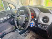 https://riyasewana.com/uploads/toyota-vitz-2015-421174712614.jpg