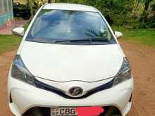 Toyota Vitz 2016 Car