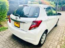 https://riyasewana.com/uploads/toyota-vitz-2016-2016-216553312304.jpg
