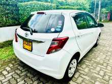 https://riyasewana.com/uploads/toyota-vitz-2016-2016-228214012784.jpg