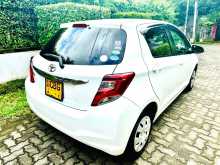https://riyasewana.com/uploads/toyota-vitz-2016-2016-257520812363.jpg