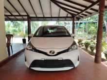 Toyota Vitz 2016 Car