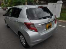 https://riyasewana.com/uploads/toyota-vitz-2016-2412215812593.jpg