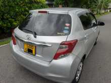 https://riyasewana.com/uploads/toyota-vitz-2016-2412215812884.jpg
