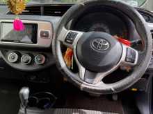 https://riyasewana.com/uploads/toyota-vitz-2016-2911364512411.jpg