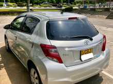 https://riyasewana.com/uploads/toyota-vitz-2016-2921024212952.jpg