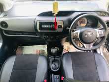 https://riyasewana.com/uploads/toyota-vitz-2016-722451412963.jpg