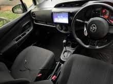 https://riyasewana.com/uploads/toyota-vitz-2017-108275512733.jpg