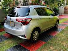 https://riyasewana.com/uploads/toyota-vitz-2017-113590313003.jpg