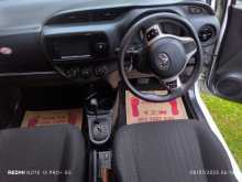 https://riyasewana.com/uploads/toyota-vitz-2017-117595612203.jpg